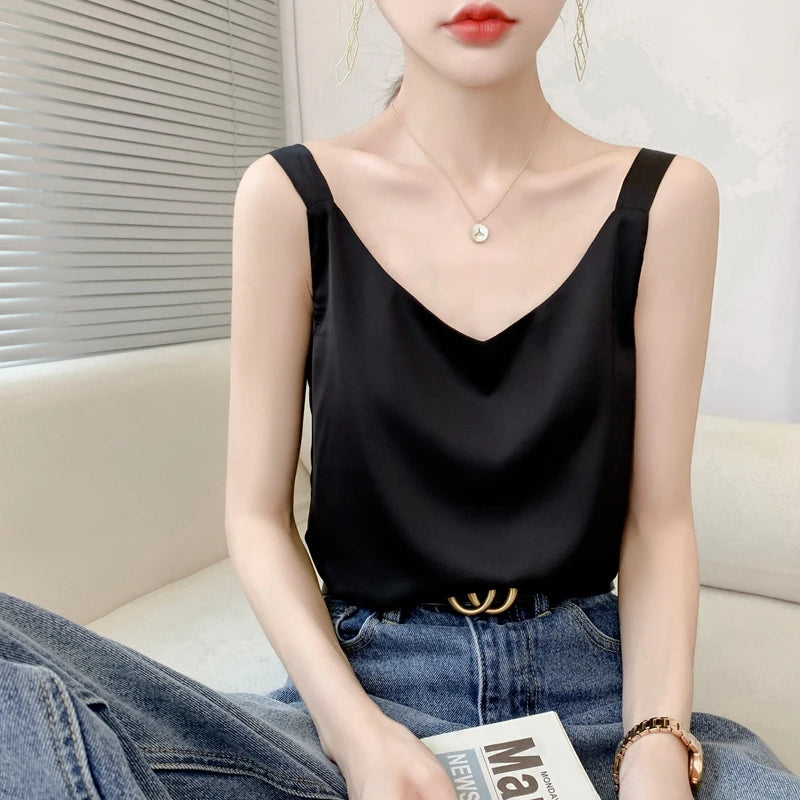 Silk Camisole Ladies Summer Suit Inside V-Neck Satin Bottoming Vest 2025 Thin Loose Sleeveless Sling Silk Tops Small Shirt Trend